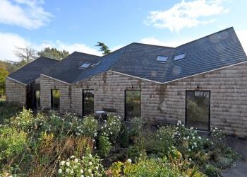 Five Acre Barn Design Winner