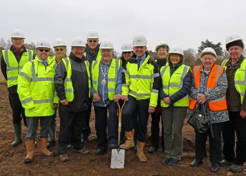 Reydon start on site group shot