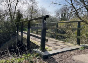 oulton broad bridge