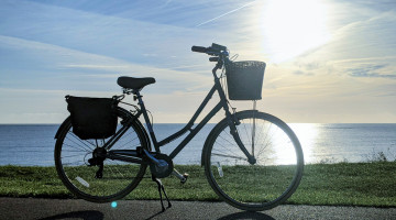 image of a bike on Lowestoft seafront